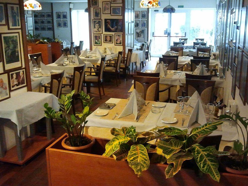 בוקרשט Marshal Hotel מראה חיצוני תמונה